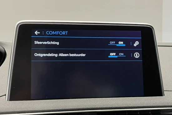 Peugeot 3008 1.2 130PK GT Line | Apple/Android Carplay | Parkeersensoren | 18" Lichtmetaal | Chroom |