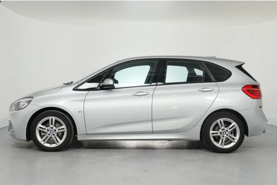 BMW 2 Serie Active Tourer 218i Centennial Executive Automaat | 1e Eigenaar! | Dealer Onderhouden! | M-Pakket | LED | Comfort Stoelen | Clima | Parkeersens