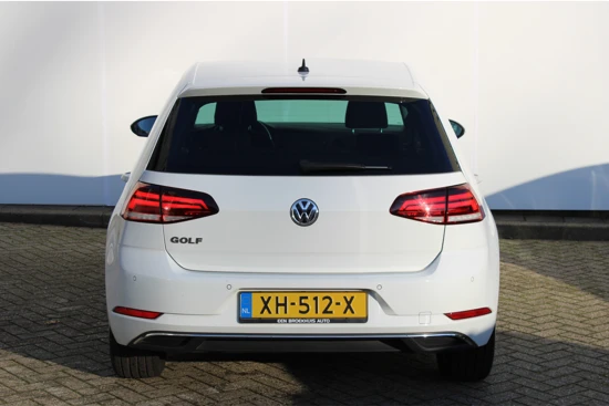 Volkswagen Golf Comfortline Executive 1.0 TSI 115 pk DSG | Navigatie | PDC v+a | Getint Glas | 16"Lmv | DAB