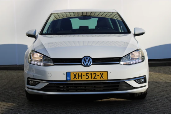 Volkswagen Golf Comfortline Executive 1.0 TSI 115 pk DSG | Navigatie | PDC v+a | Getint Glas | 16"Lmv | DAB