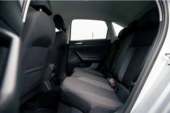 Volkswagen Taigo 1.0 TSI Life | Navigatie | Climate control | Parkeersensoren | Carplay