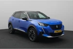 Peugeot e-2008 SUV EV 50 kWh | GT Première 136PK | 8% BIJTELLING | KEYLESS | PANORAMADAK | CAMERA | 18" LMV | STOELVERW