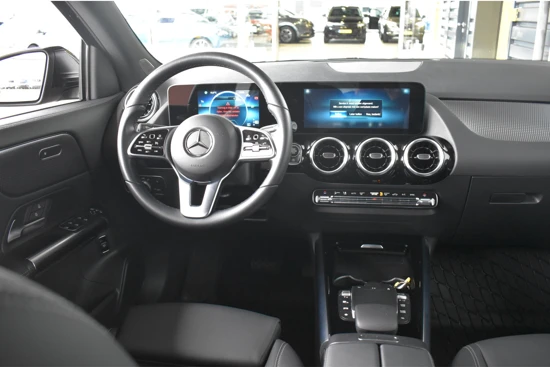 Mercedes-Benz GLA 200 Business Line