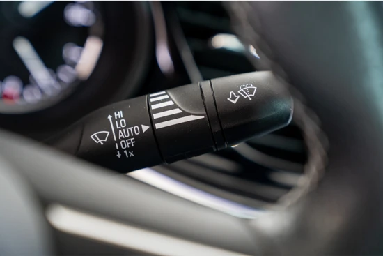 Opel Insignia Grand Sport 2.0 Turbo 200PK Automaat | Leder | Matrix LED | Stoelmassage | 20 inch Lichtmetaal |