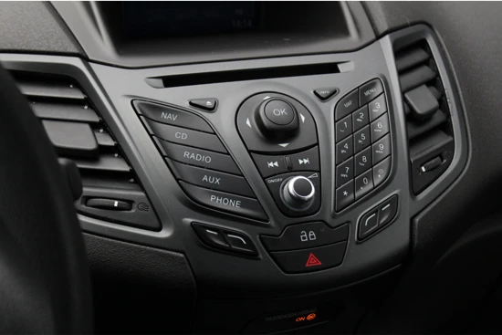 Ford Fiesta 1.0 Style | Distributieriem Vervangen! | Navigatie | Telefoonvoorbereiding | Airco | Spraakbediening |