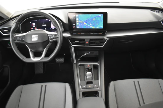SEAT Leon 1.0 eTSI 110PK MHEV DSG/AUT. Style Business Intense | Achteruitrijcamera | DAB | Parkeersensoren voor + achter | App-Connect | L