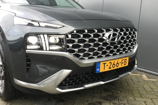 Hyundai Santa Fe HEV 230pk 7-zits Premium Automaat | Leder | Climate | Keyless | 360 Camera | 19" Lichtmetaal | Parkeer Assistent | Elektrische K