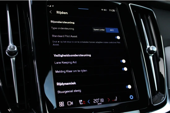 Volvo S60 2.0 B4 Plus Dark | Leder | Adaptive Cruise | 19" | Elek stoelen + geheugen | Google Maps | Camera | Keyless | Stoelverwarming V+