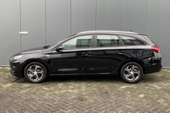 Hyundai i30 Wagon 1.0 T-GDI 120pk MHEV Comfort Smart | Camera | Climate | Keyless | NL. Auto | Full Led | Navigatie | 16" Lichtmetaal | Park