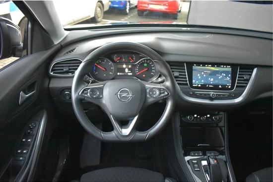 Opel Grandland X PHEV 1.6 Turbo Plug-In Hybrid Business Elegance 225pk Automaat | Navigatie | All-Seasonbanden | AGR-Comfortstoel | 360 Camera |