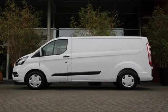 Ford Transit Custom 320 2.0 TDCI L2H1 Trend 130pk | Trekhaak | Navigatie | DAB | Cruise Control | AllWeather