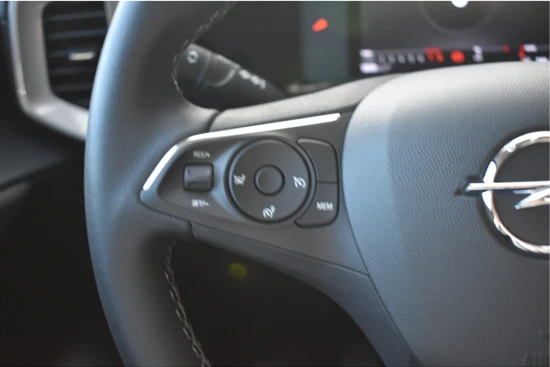 Opel Mokka 1.2 Turbo Edition 100pk | Navigatie | Cruise Control | Airco | Apple Carplay | Android Auto | Full-LED | Bluetooth | Lane-Assist