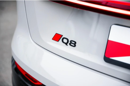 Audi Q8 Sportback e-tron 55 quattro 408 1AT S edition