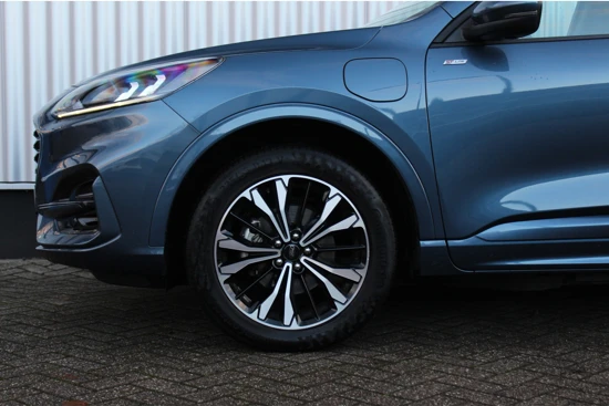 Ford Kuga 2.5 PHEV ST-Line | Winterpakket | 19 Inch | CruiseControl | Navigatie | Clima |