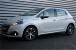 Peugeot 208 1.2 PURETECH 110PK 5-DRS ALLURE / NAVI / CLIMA / LED / PDC / PARELMOER / 16" LMV / BLUETOOTH / CRUISECONTROL / NIEUWSTAAT !!