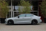 Volvo S60 B4 198pk Plus Dark HEICO SPORTIV | Black Pack | Adaptive Cruise | Schuifdak | Camera