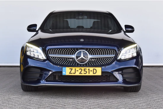 Mercedes-Benz C-Klasse 180 AMG Premium Pack