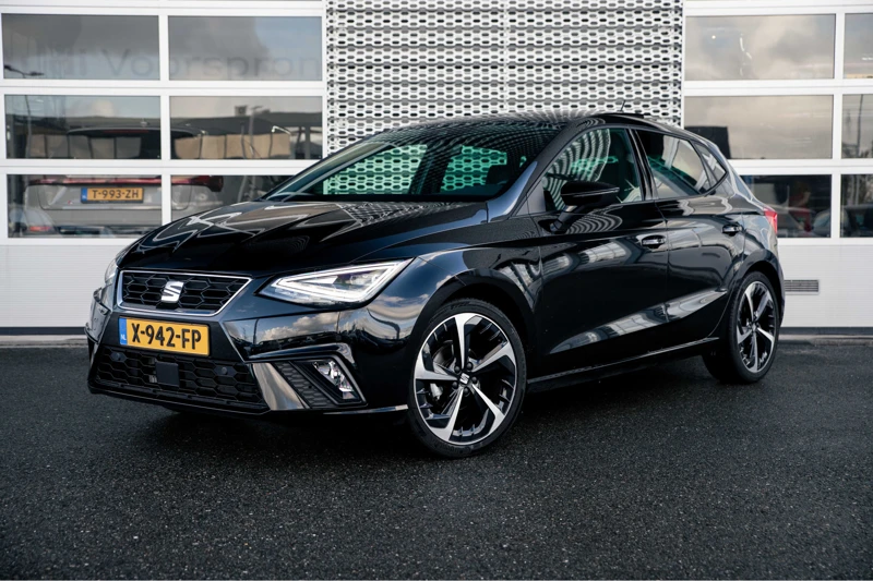 SEAT Ibiza 1.0 TSI FR Business Connect