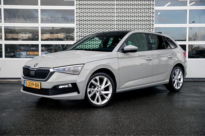 Škoda Scala Sport Business 1.0TSi 110pk | Panoramadak | Camera | Navigatie | 18" |