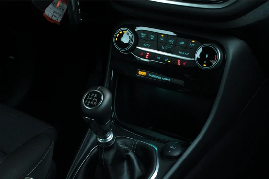 Ford Puma 1.0 EcoBoost Hybrid 125pk Titanium | Stuur- en stoelverwarming | Navigatie | Cruise Control | Apple Carplay/Android Auto