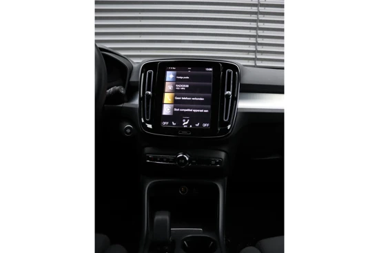 Volvo XC40 T4 RECHARGE INSCRIPTION EXPRESSION | MEMORY | EL.BED.ACHTERKLEP | GETINT GLAS |