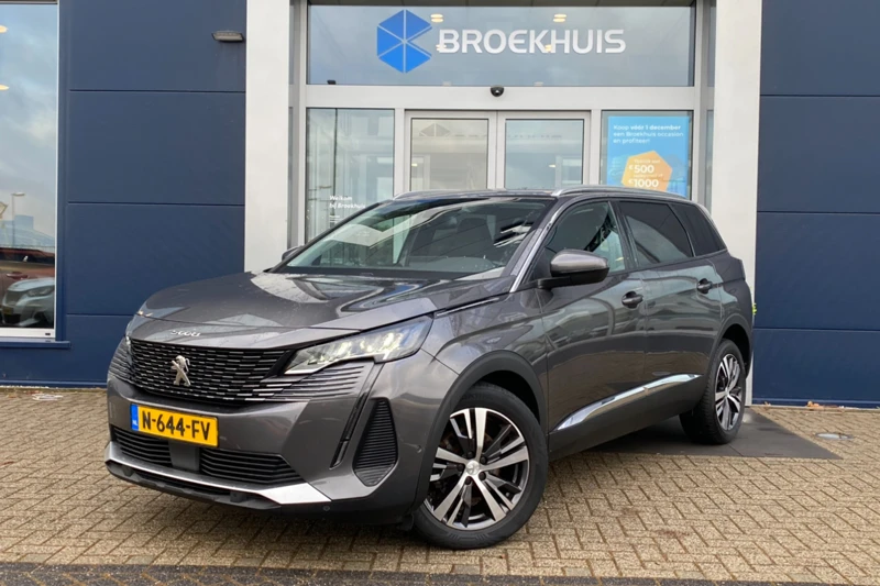 Peugeot 5008 1.2 PureTech Allure | 7-pers | Parkeersensoren V/A | Camera | Carplay