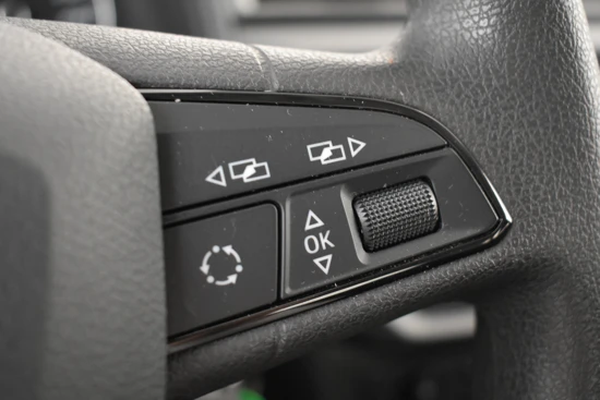 SEAT Arona 1.0 TSI 96 pk Reference | 1e eigenaar | Cruise control | Airco | Bluetooth | Multifunctioneel stuurwiel | 16"LMV