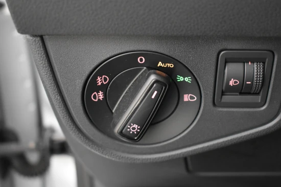 Volkswagen Polo 1.0 TSI 96pk Comfortline | Adaptie cruise control | Airco | Parkeersensoren v+a | Navigatie via app | DAB radio | 1e eigenaar |