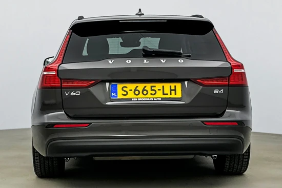 Volvo V60 B4 CORE | TREKHAAK | PARK ASSIST | EL.BED.ACHTERKLEP | DRIVER ASSIST | GETINT GLAS |18"