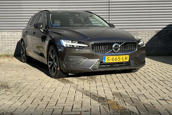 Volvo V60 B4 CORE | TREKHAAK | PARK ASSIST | EL.BED.ACHTERKLEP | DRIVER ASSIST | GETINT GLAS |18"