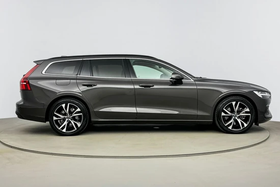 Volvo V60 B4 CORE | TREKHAAK | PARK ASSIST | EL.BED.ACHTERKLEP | DRIVER ASSIST | GETINT GLAS |18"