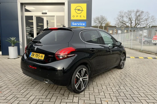 Peugeot 208 1.2 110PK GT-Line | Panorama dak | Camera | Navigatie | Half Leder | Carplay |