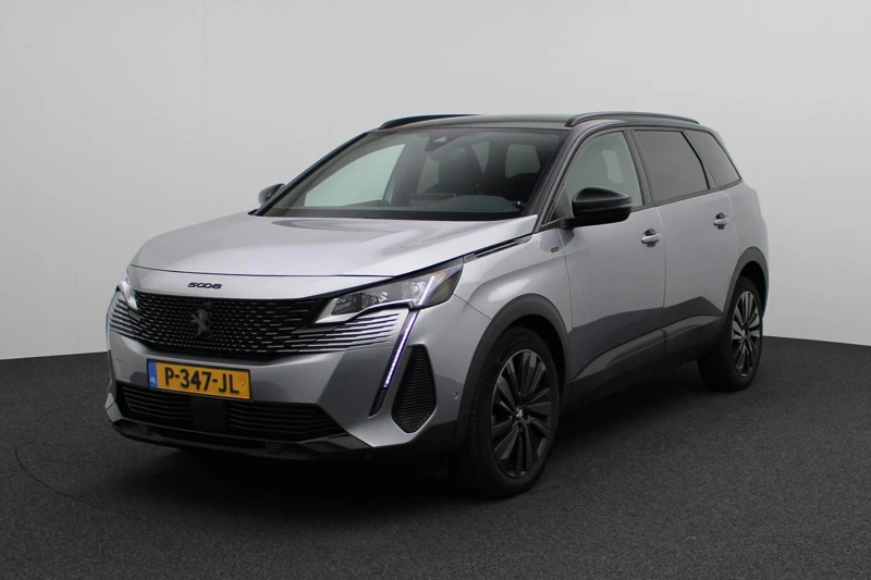 Peugeot 5008 1.2 130 PK | GT PACK Business | Adap. Cruise C.| Focal | Stoelverwarming | Camera | Navigatie | Elek. A