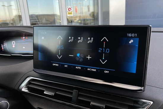 Peugeot 3008 1.2 PureTech GT Navigatie | Climate | Sensoren voor/achter | Camera | Keyless | Carplay