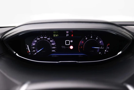 Peugeot 5008 1.2 130PK Aut. GT Pack Business | Adap. Cruise C. | Focal | St.verwarming | Camera | Navigatie | Elek. Achterklep |