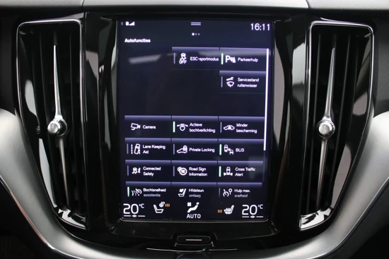 Volvo XC60 T8 AWD PHEV Momentum BNS | Pilot Assist | Pano | Cam | Full LED | Keyless | Navigatie | Stoel- en Stuurverw.| Alarm 3 | Achterba