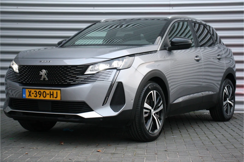 Peugeot 3008 1.2 PURETECH 130PK GT PACK AUTOMAAT / NAVI / LEDER / CLIMA / PDC / 18" LMV / CAMERA / KEYLESS / FULL-LED / 1E EIGENAAR / NIEUWST