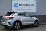 Volkswagen T-Roc 1.0 TSI 110 6MT R-Line Business+