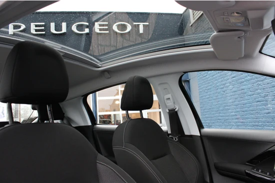 Peugeot 208 5drs 1.2 PureTech 110pk Allure