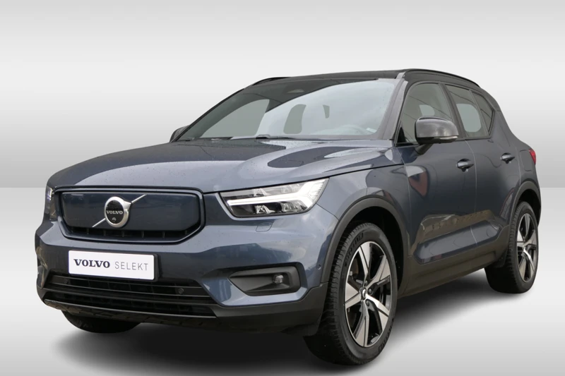 Volvo XC40 Single Motor Ultimate l Panoramadak l Trekhaak l Allseason l 360 camera