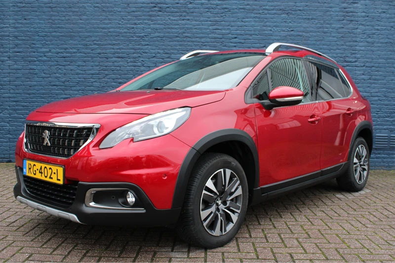 Peugeot 2008 SUV 1.2 PureTech 110pk Allure