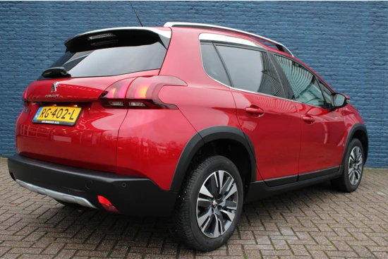 Peugeot 2008 SUV 1.2 PureTech 110pk Allure