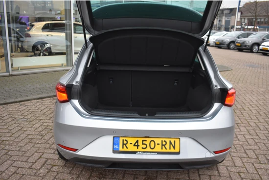 SEAT Leon 1.0 eTSI 110PK DSG-7 Style Business Intense | NAVIGATIE | CAMERA | ADAPT. CRUISE