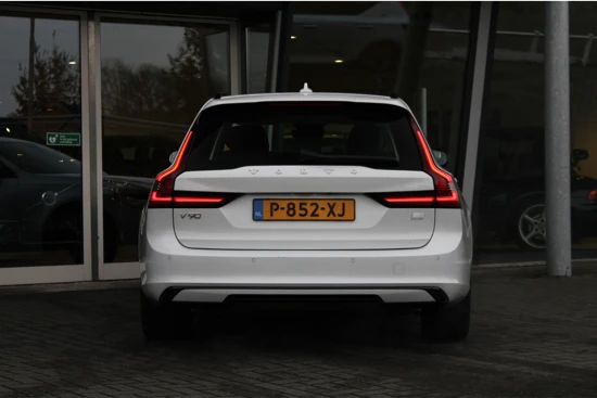 Volvo V90 T6 Plus Dark Long Range | Luchtvering | Harman Kardon | 360° Camera | Panodak | Memory-Seats | BLIS | Trekhaak | DAB