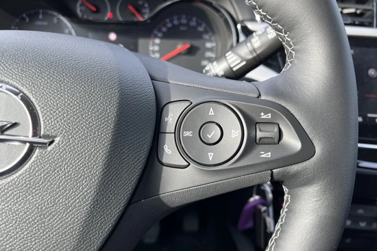 Opel Corsa *1.2 100PK | Camera | Navigatie | Stoel/Stuurverwarming | Carplay | Parkeersensoren Achter | Bluetooth | DAB | LED Achterlichten
