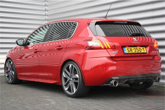 Peugeot 308 1.6 TURBO 272 PK 5-DRS GTI BY PEUGEOT SPORT / NAVI / LEDER / CLIMA / PDC / 19" BI-COLOR / UNIEK / CAMERA / DENON / KEYLESS / FUL