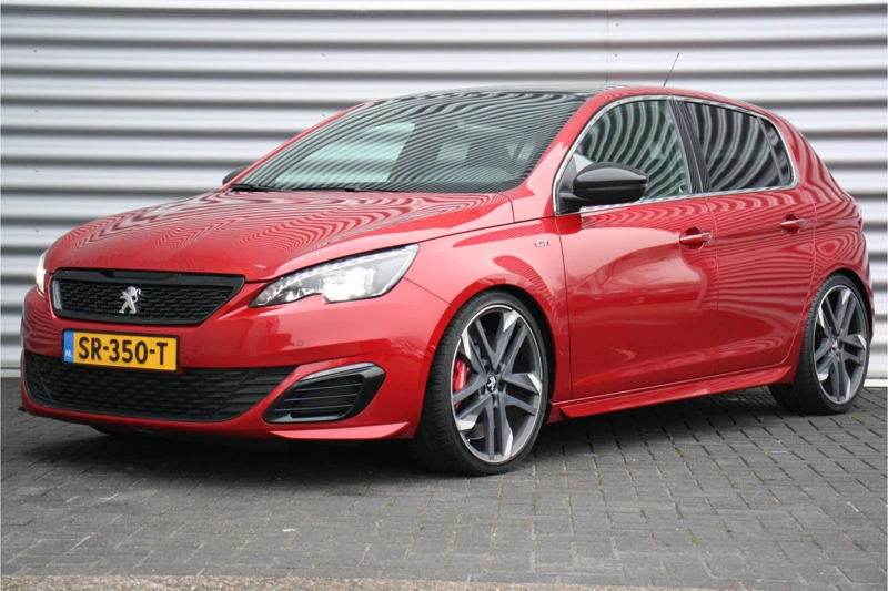 Peugeot 308 1.6 TURBO 272 PK 5-DRS GTI BY PEUGEOT SPORT / NAVI / LEDER / CLIMA / PDC / 19" BI-COLOR / UNIEK / CAMERA / DENON / KEYLESS / FUL