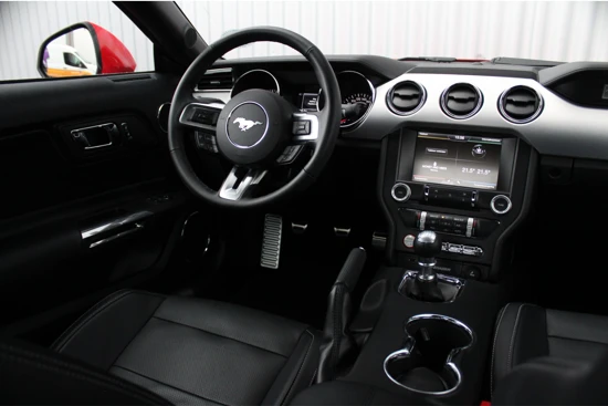 Ford Mustang 2.3 EcoBoost Fastback| Nieuwstaat | 1e eig. | NL-Auto | Dealeronderhouden | Uniek |