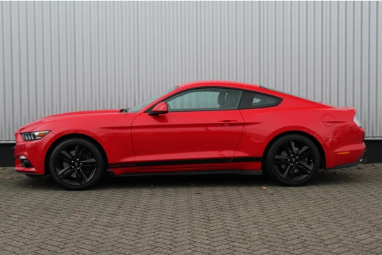 Ford Mustang 2.3 EcoBoost Fastback| Nieuwstaat | 1e eig. | NL-Auto | Dealeronderhouden | Uniek |