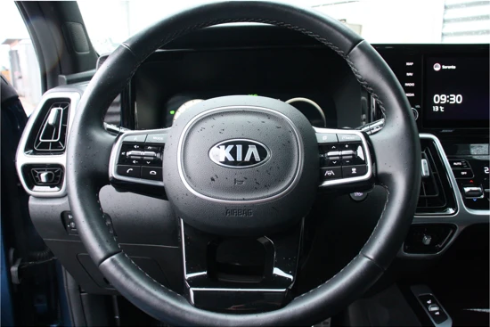 Kia Sorento 1.6 T-GDI 230PK HYBRID 7-ZITS DYNAMIC PLUSLINE AUTOMAAT / NAVI / LEDER / CLIMA / LED / PDC / 19" LMV / CAMERA / KEYLESS / PANO.